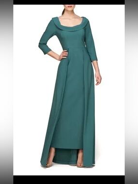 NWT Kay Unger Dark Cyan Green Arwen Three-Quarter Sleeve  Gown Size 4 Wedding